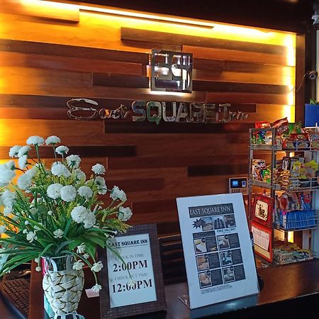 באקולוד East Square Inn מראה חיצוני תמונה