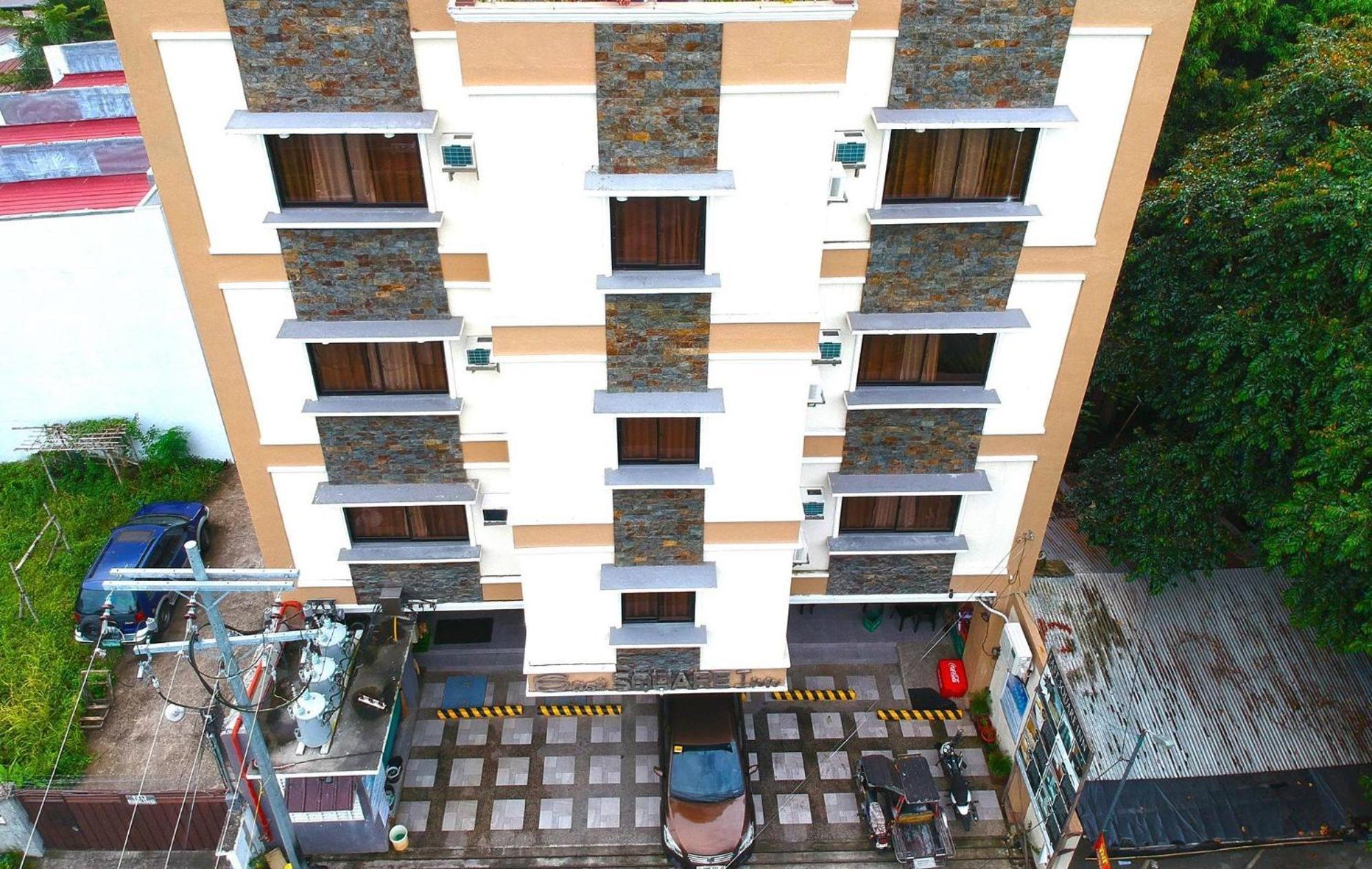 באקולוד East Square Inn מראה חיצוני תמונה