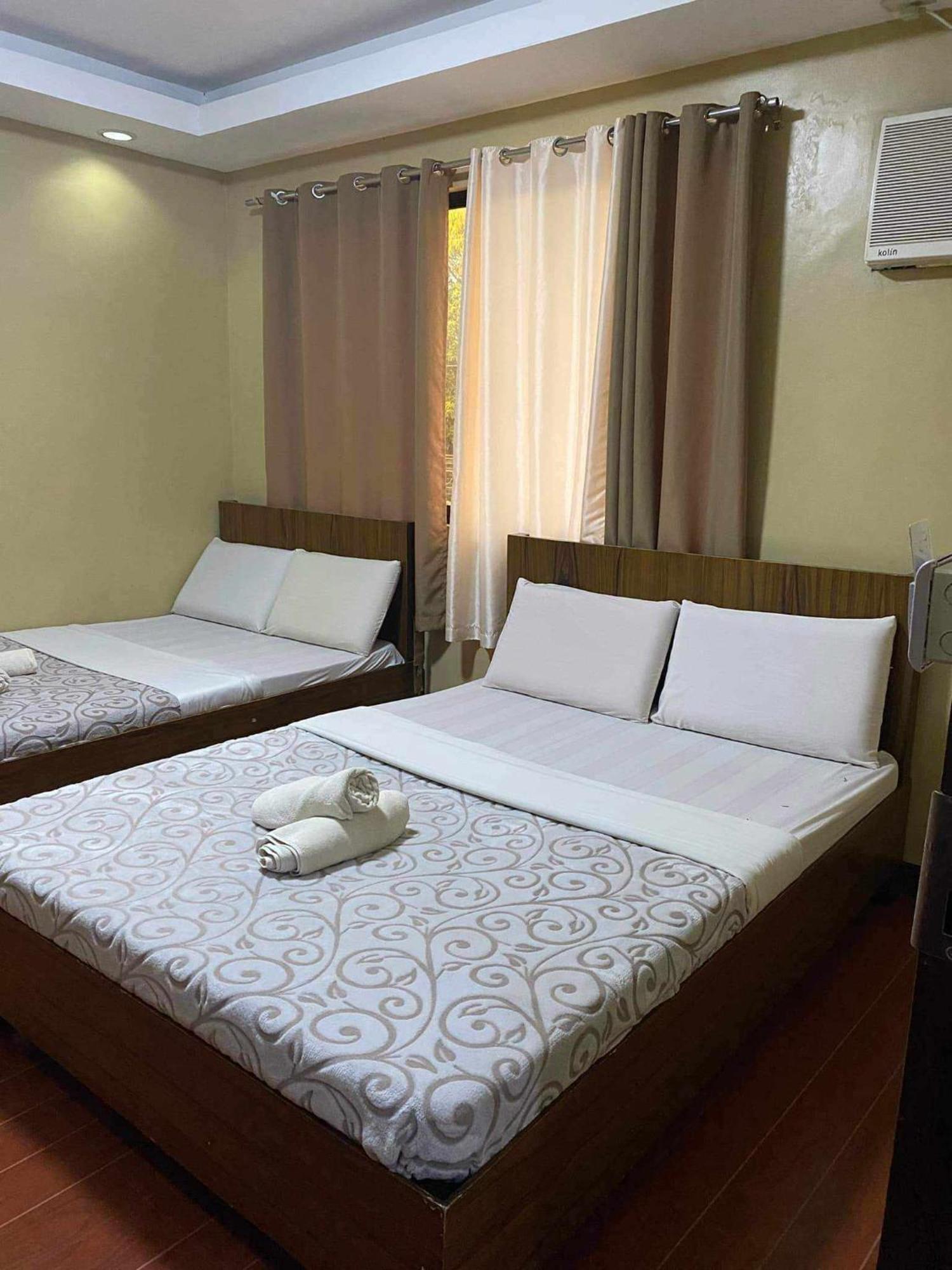 באקולוד East Square Inn מראה חיצוני תמונה