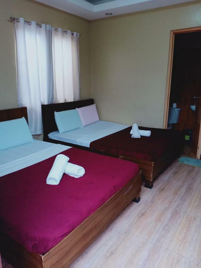 באקולוד East Square Inn מראה חיצוני תמונה