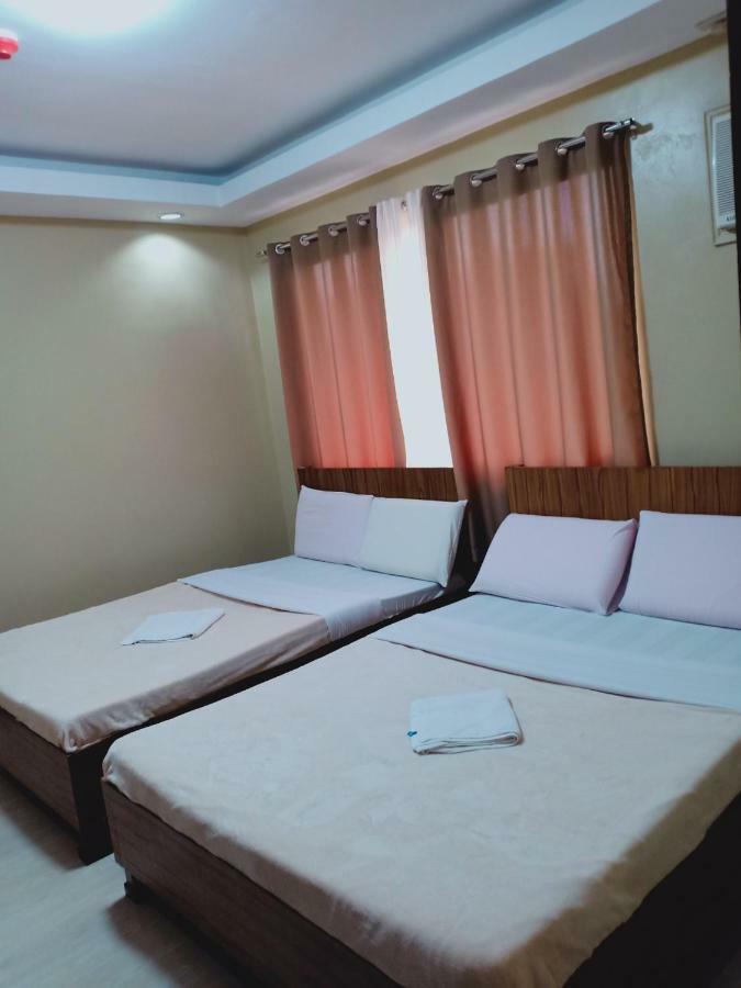 באקולוד East Square Inn מראה חיצוני תמונה